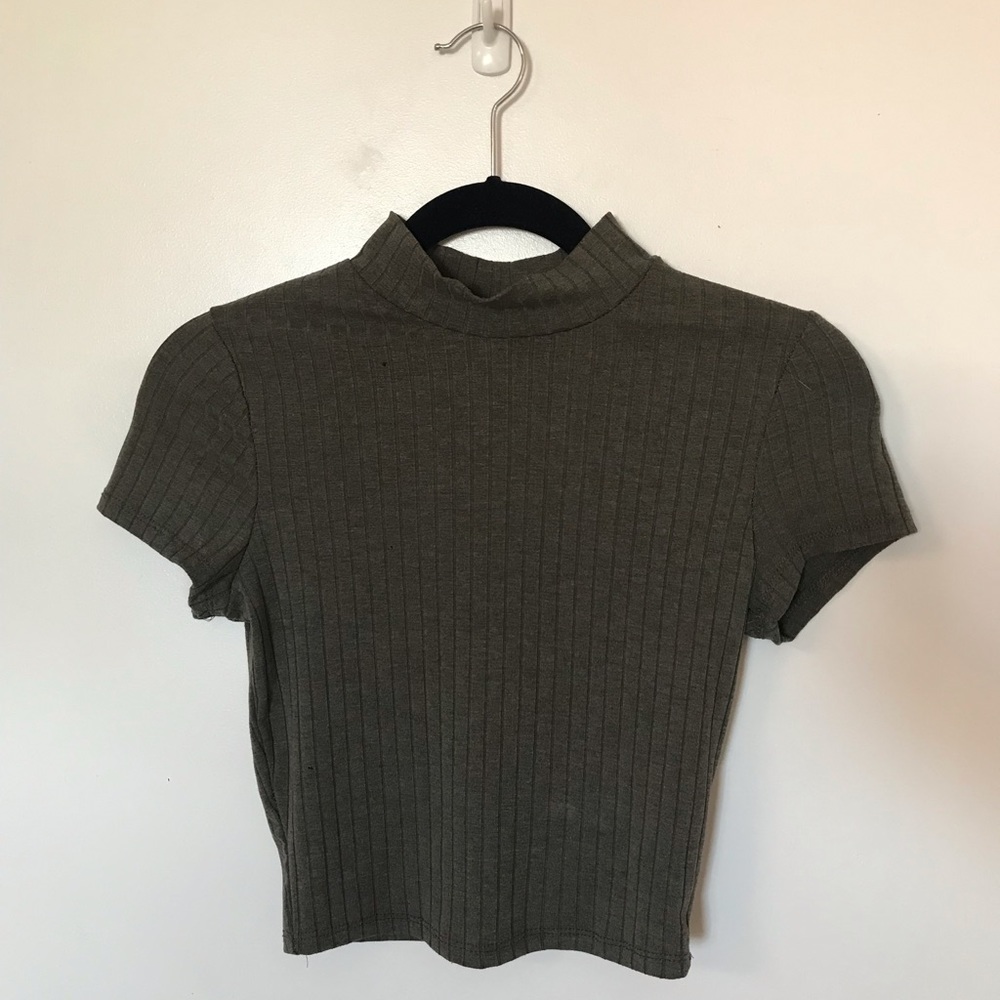 Bozzolo Green crop top